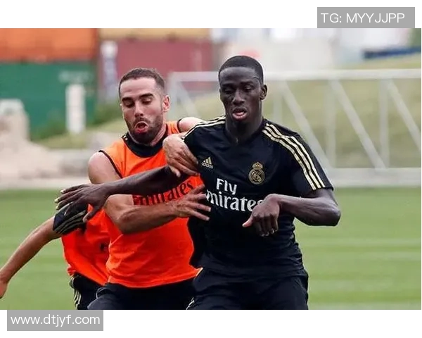 皇马防守老将拉莫斯因伤缺席,卡瓦哈尔赞新援门迪或填补空缺 皇马防守老将拉莫斯因伤缺席,卡瓦哈尔赞新援门迪或填补空缺