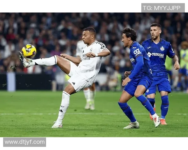 皇马主帅佩雷斯信心满满:下赛季我们有望夺得西甲冠军 皇马主帅佩雷斯信心满满:下赛季我们有望夺得西甲冠军